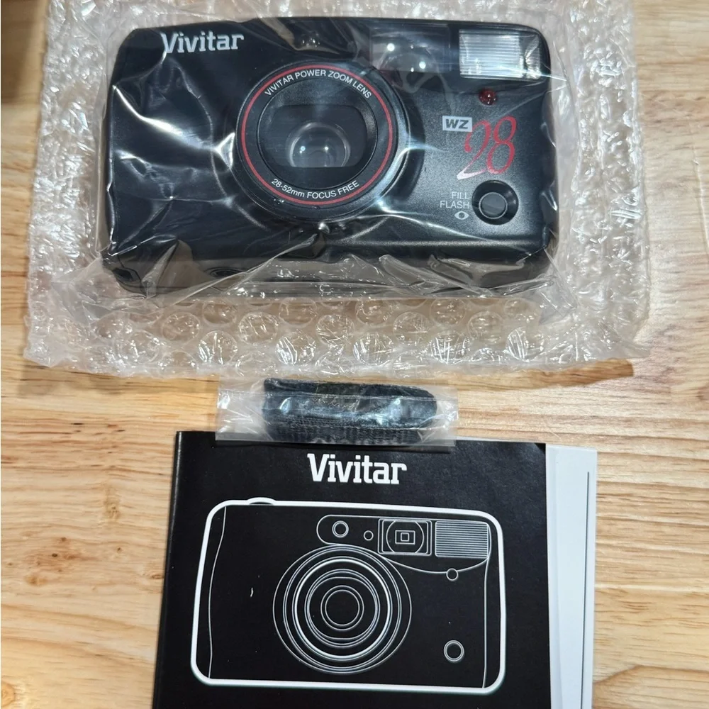 Vintage Vivitar WZ 28 35mm Point & Shoot Compact Film Camera Battery New in box